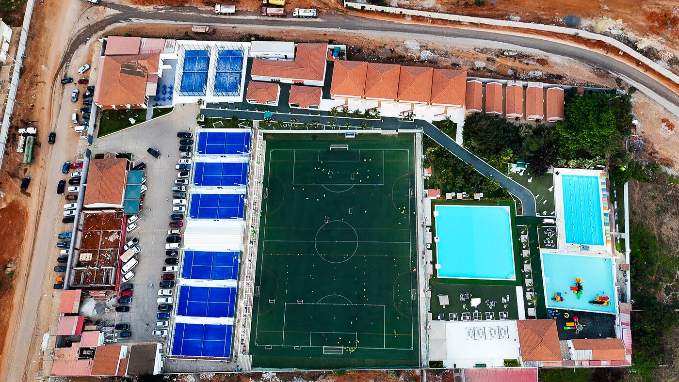 Campo de relva sintética